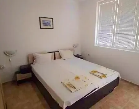 ゲストハウス Heidi's - Summer プリモルスコ